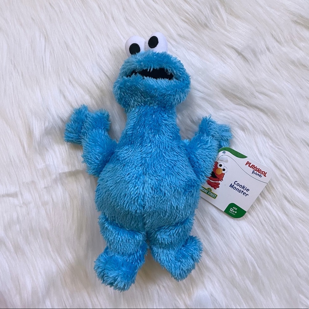 Hasbro Sesame Street Play All Day Interactive Elmo - Picture 7 of 13